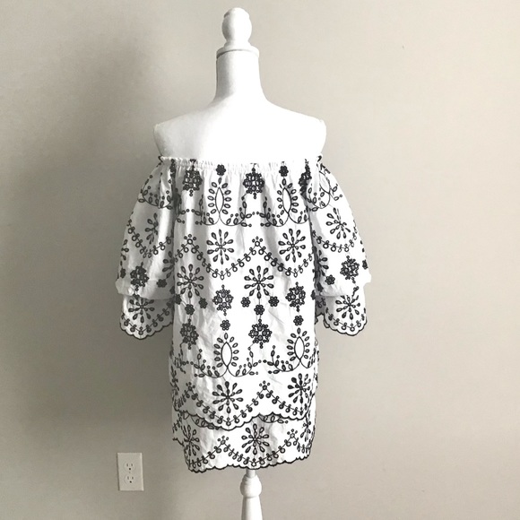 Embroidered Dress ASO Alexis Rose in Schitt’s Creek Off The Shoulder - Picture 7 of 16
